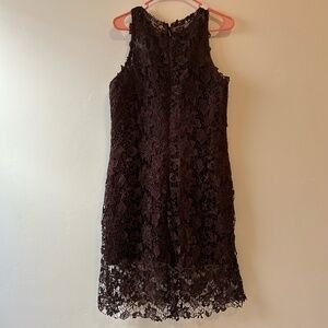 Sheath/Column Illusion Knee-Length Lace Cocktail Dress